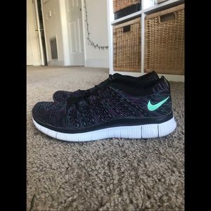 Nike Free Flyknit Running Shoes